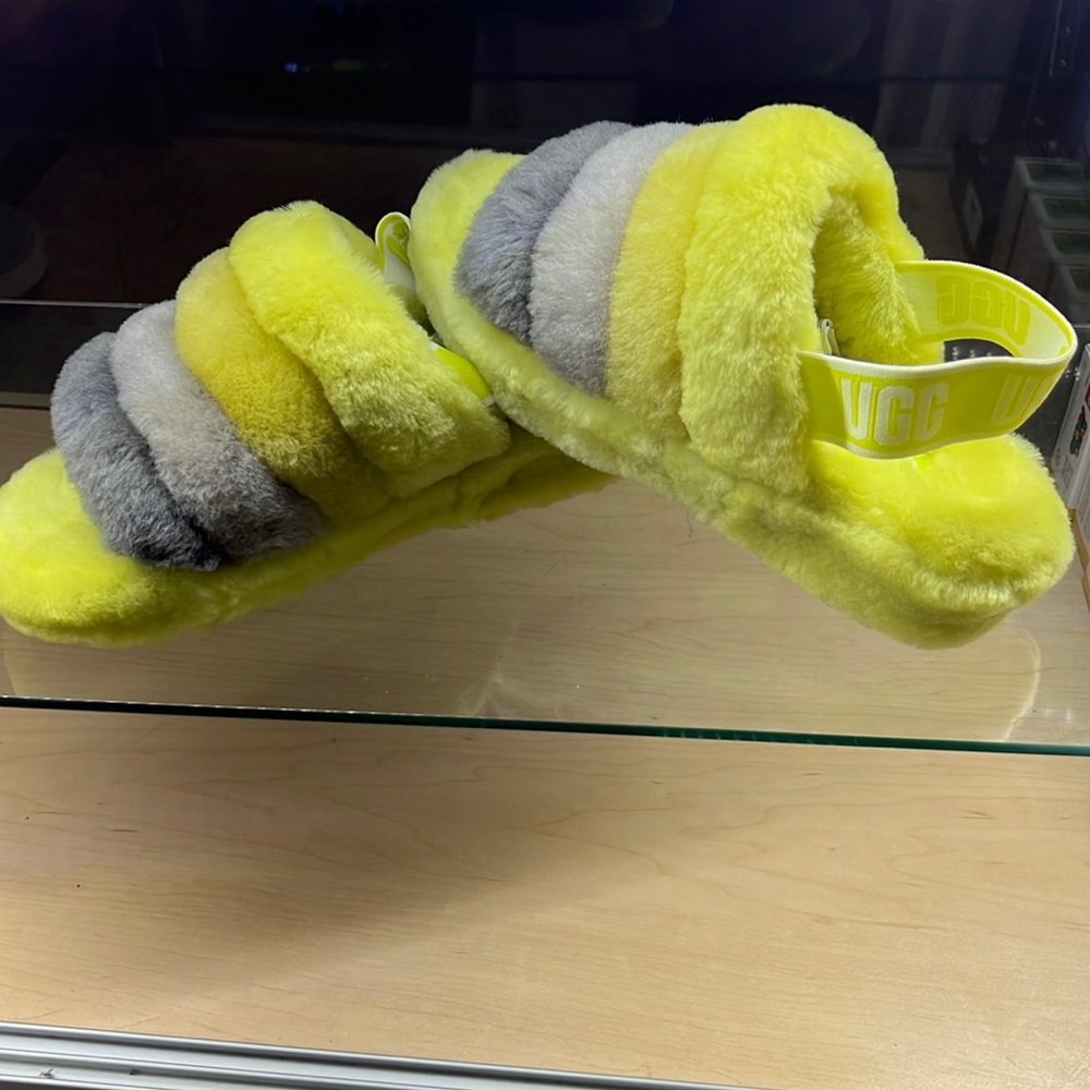 Ugg Yeah Slides - image 1